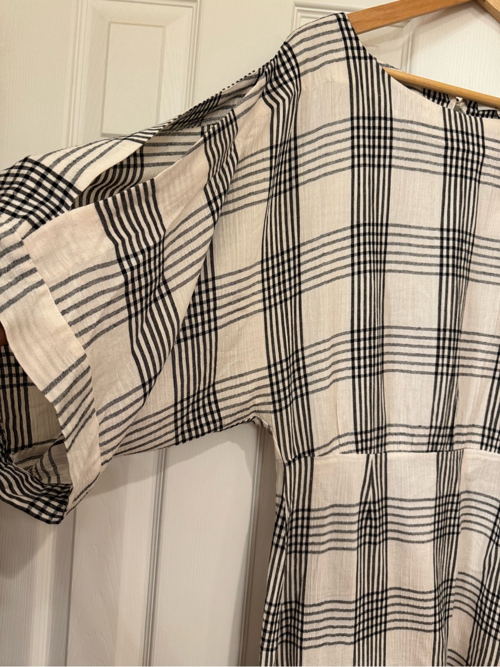 Open Back Contemporary Dress Gingham Plaid Cold Open Slit Kimono Sleeves 
Sz L